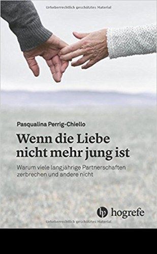 Wenn die Liebe nicht mehr jung ist. Warum viele langjährige Partnerschaften zerbrechen und andere nicht.